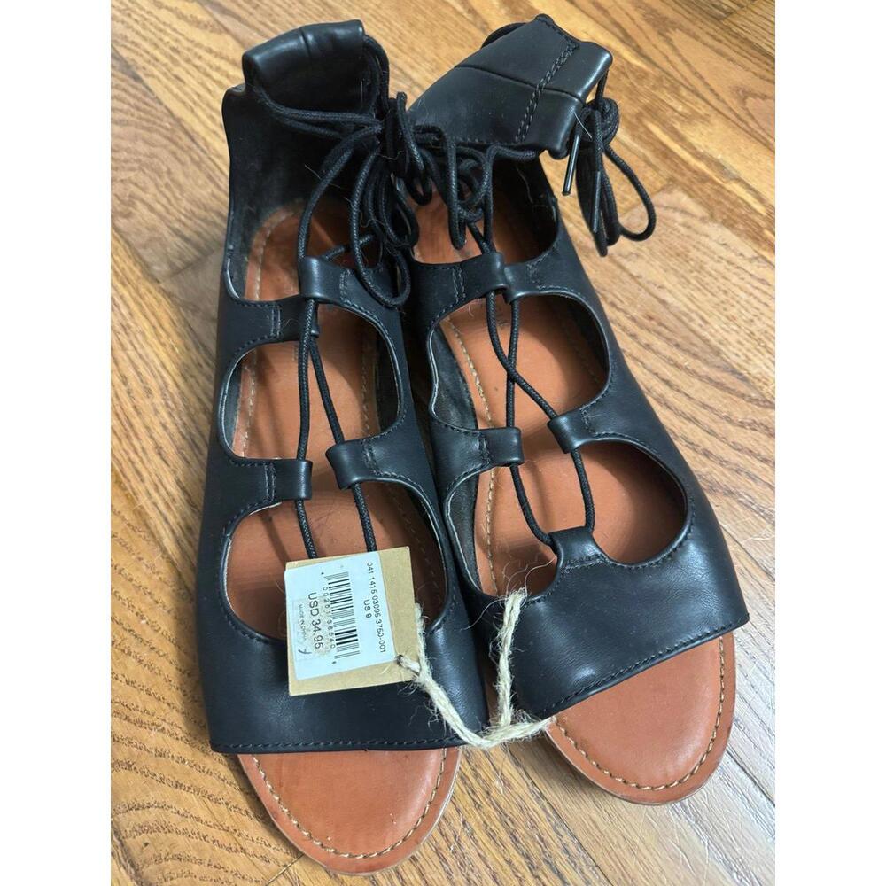 American Eagle gladiator sandals